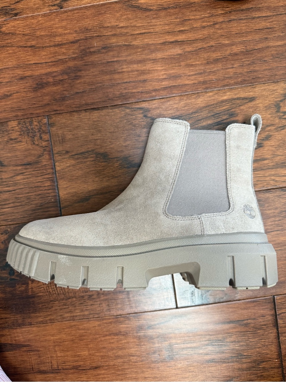Timberland Men’s Taupe Suede Chukka Lug Boots